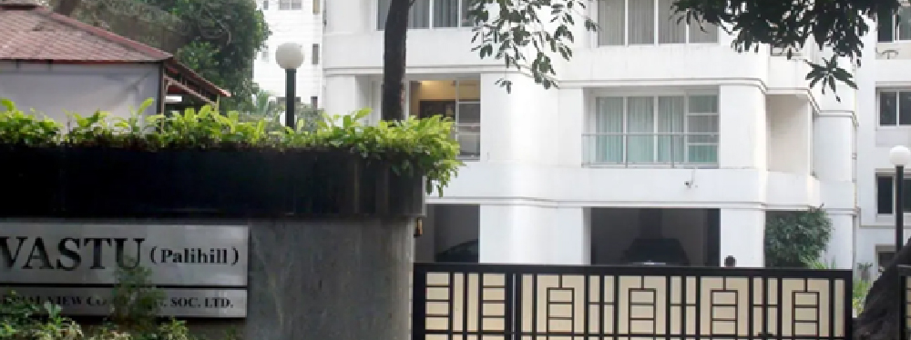 Celebrity Homes and Neighbors in Bandra Pali Hill